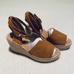 NEW Beast Fashion (Bohme) espadrilles